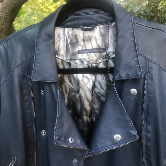 Line Navy Blue Lambskin Cropped Jacket, Size L - Picture 8 of 12